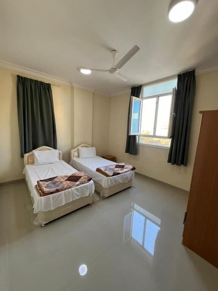 RED13 ALhaddad Economy Apartment, 2 Bedrooms 3