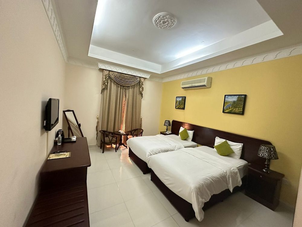 The Royal Garden Hotel Standard Twin Room, 1 Twin Bed, Non Smoking, Garden View 3
