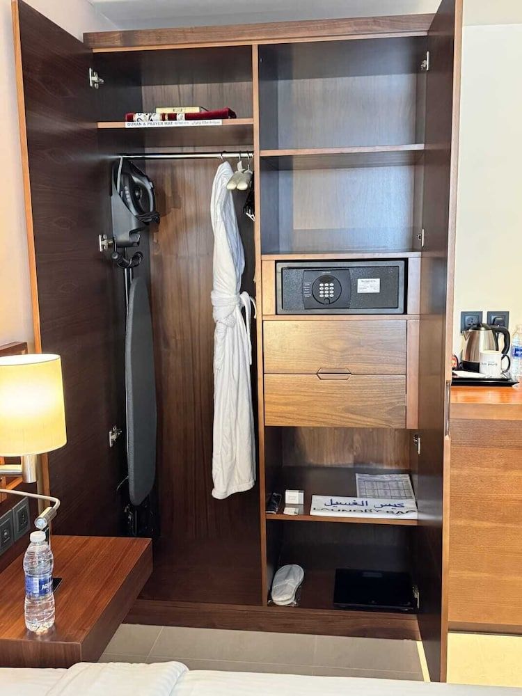 Kyriad Hotel Salalah Standard Room, Multiple Beds 16