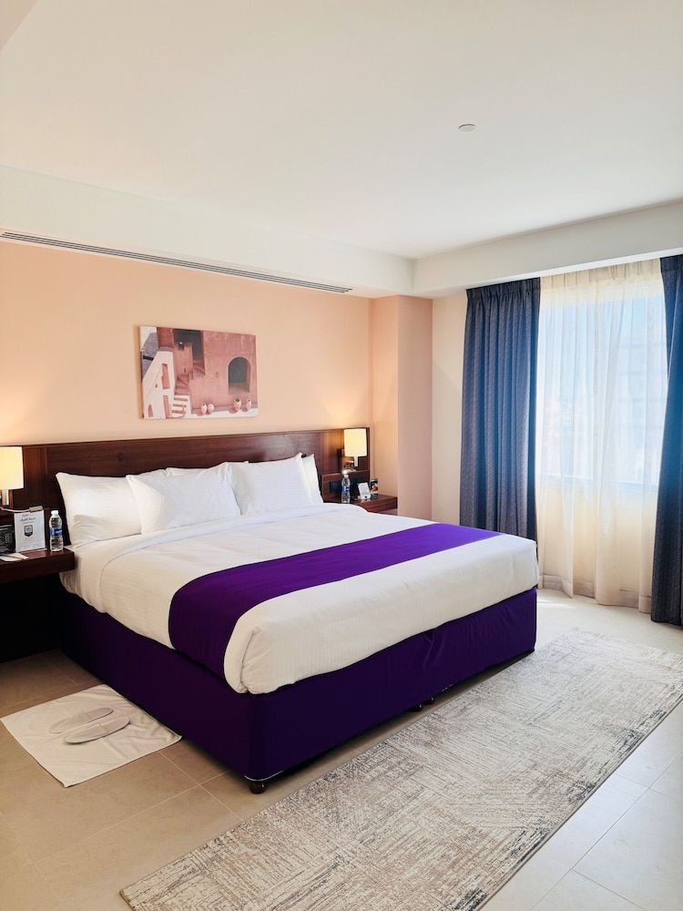 Kyriad Hotel Salalah Suite, 1 King Bed 2