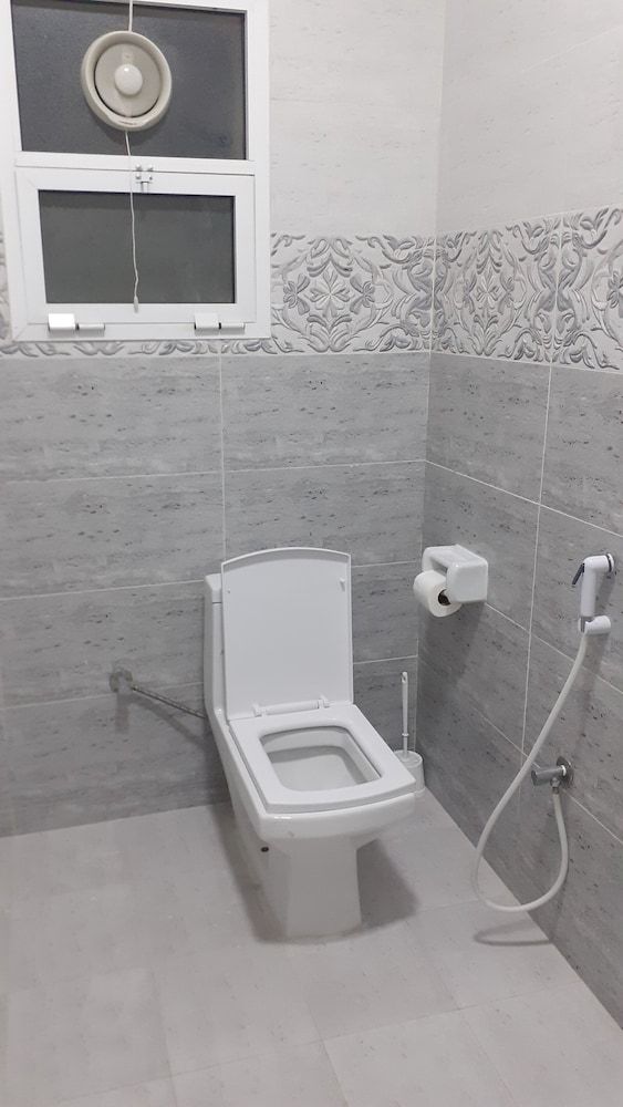 Dar Al-Jwharah Superior Triple Room 6