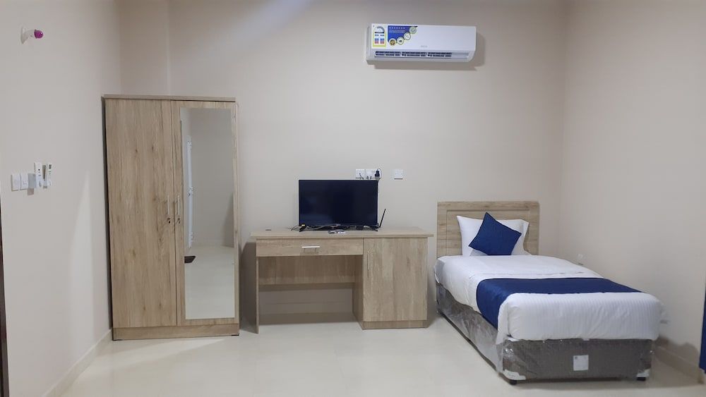 Dar Al-Jwharah Superior Triple Room 2