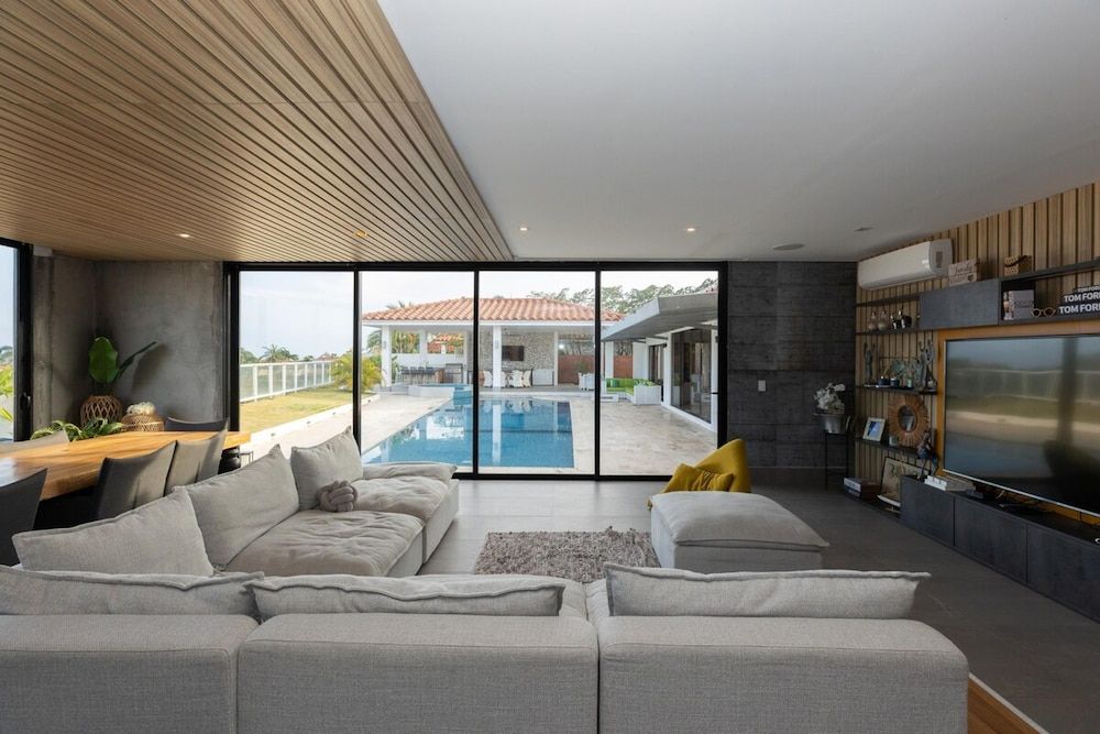 Villa, Accessible