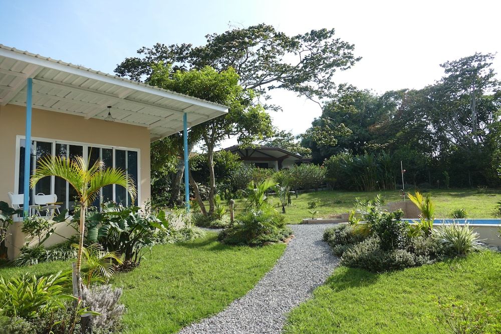 Casitas Vista Verde Panoramic Bungalow 3