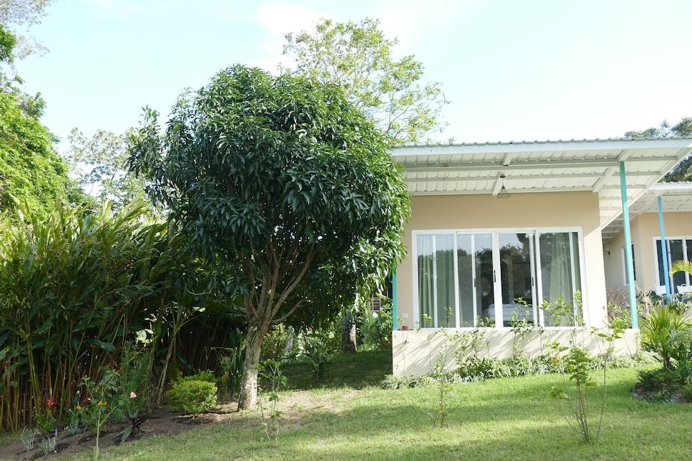 Casitas Vista Verde Panoramic Bungalow 2