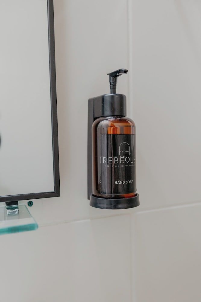 Hotel Rebequet Deluxe Room, 1 King Bed 13