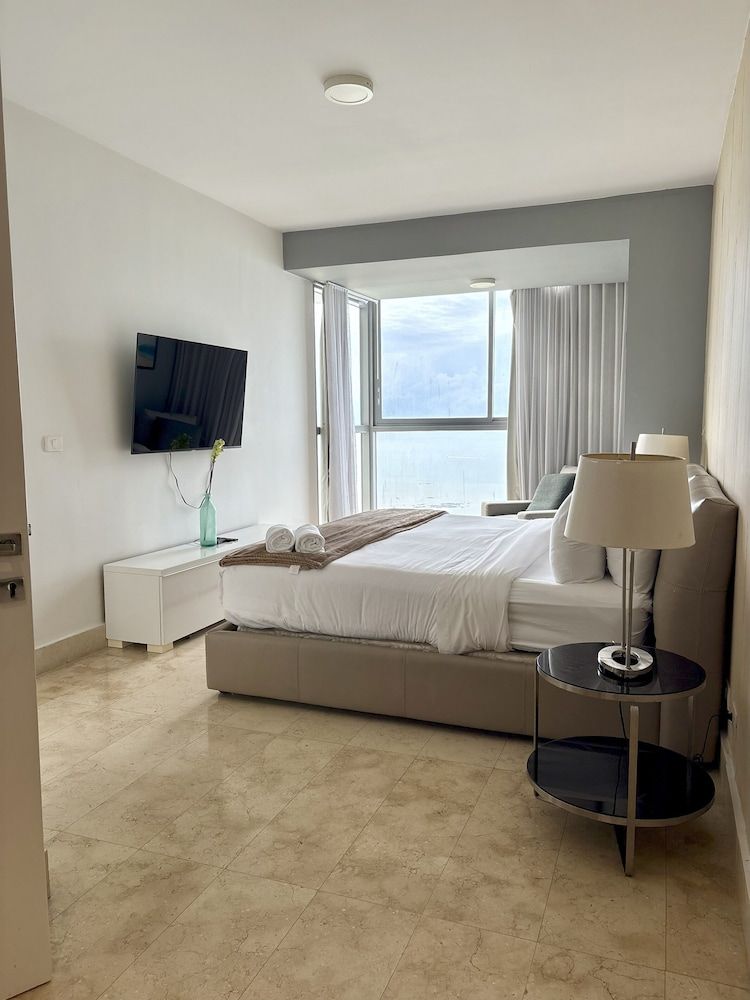 Premier Apartment