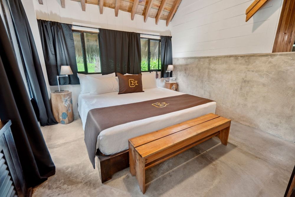 Central Hotel Bocas del Toro Gan Eden 3