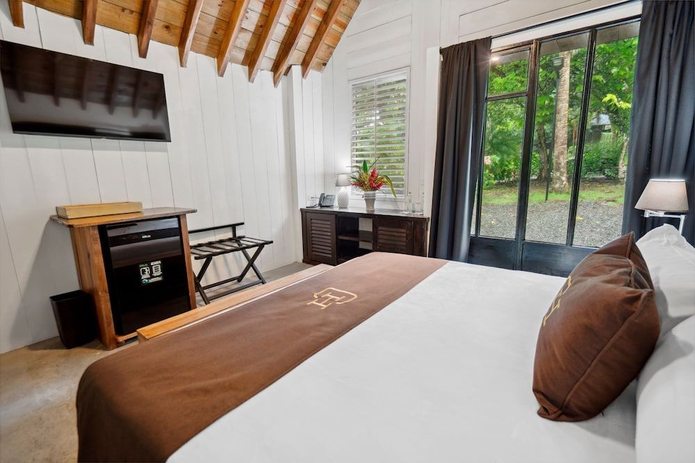 Central Hotel Bocas del Toro Gan Eden 2