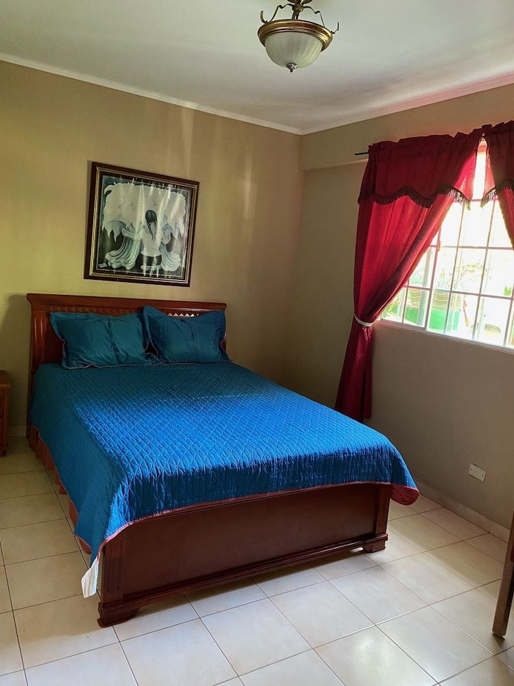 Basic Double Room, 1 Large Twin Bed