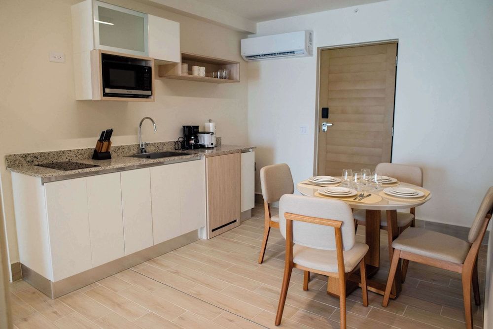 Radisson Riviera Panama Room, 1 Queen Bed, Non Smoking 3