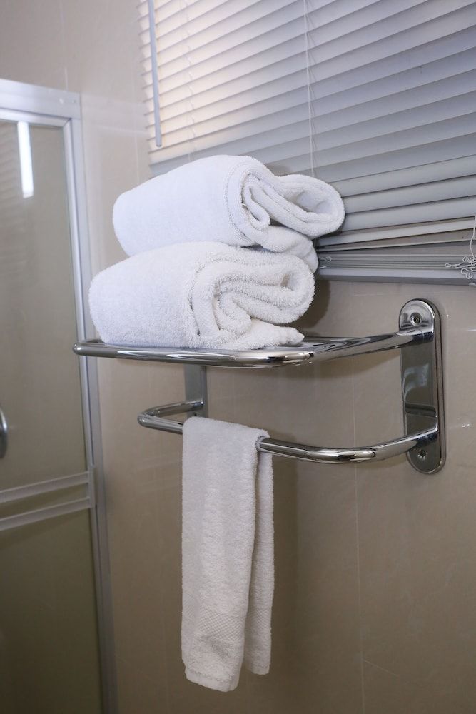 Metro Hotel Panama Premium Double Room, 2 Double Beds, Refrigerator 24