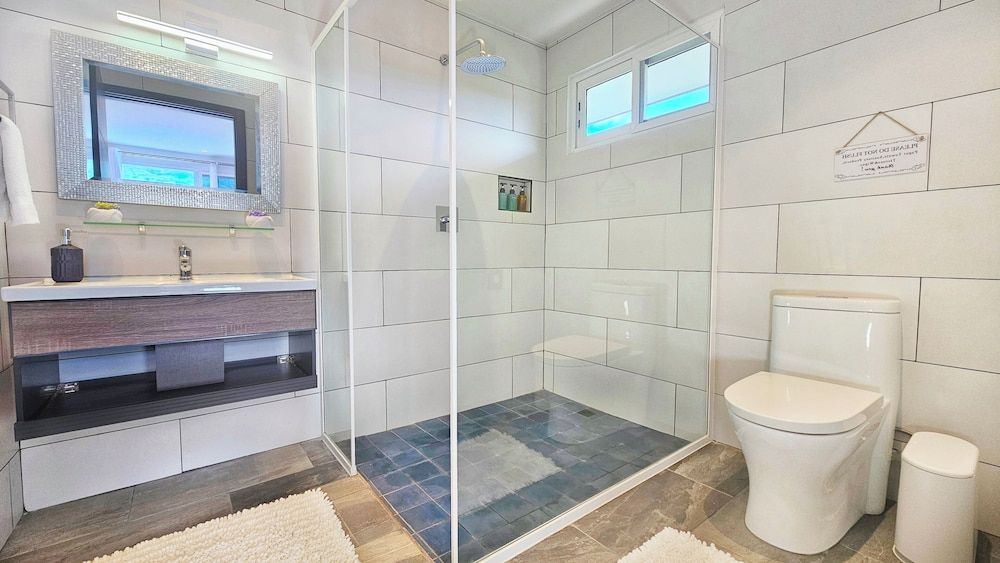 El Cielo by Villa Alejandro Deluxe Suite, 1 King Bed, Garden View 4