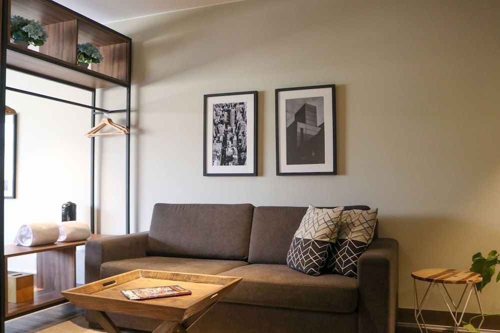 Apartment (701)