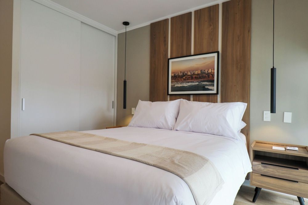Apartment (05)