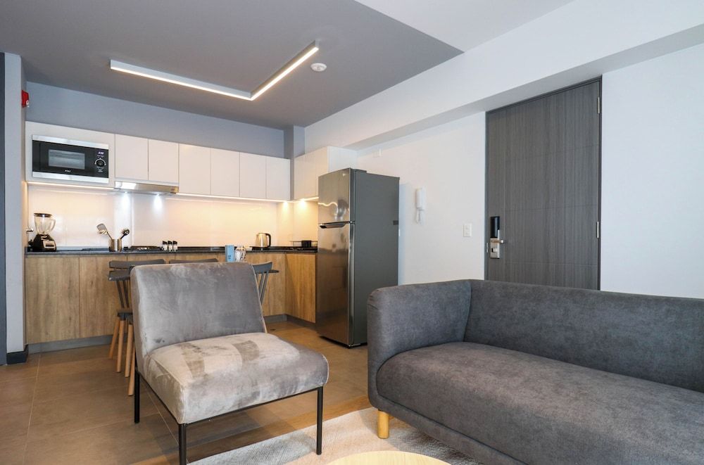 Apartment (417)
