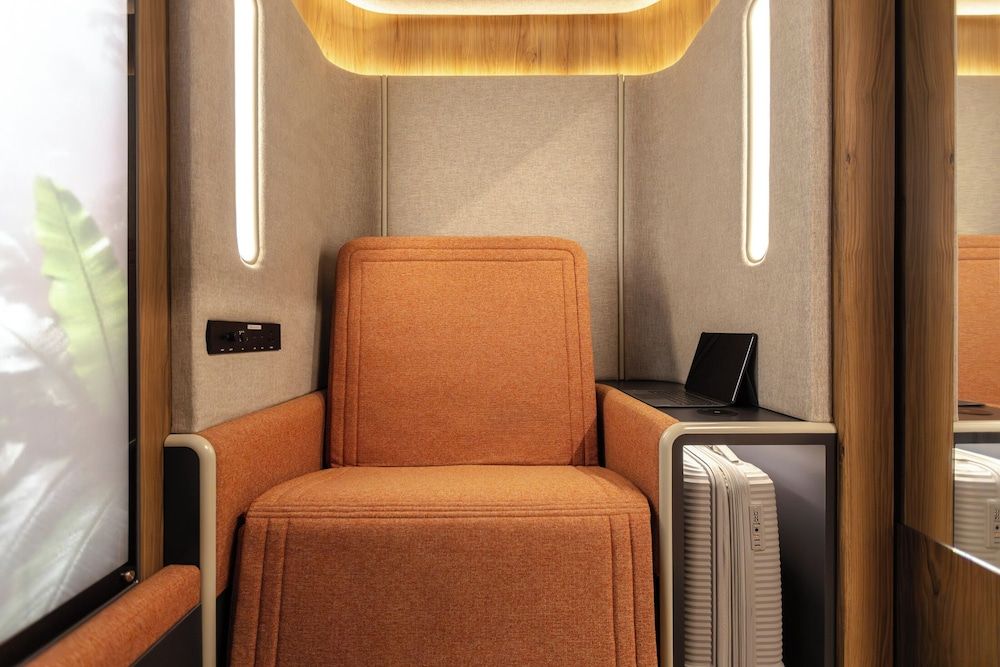 FlexiSuite Pod - 6 Hour Morning Stay from 07:00-13:00 hrs (7am-1pm) No Shower