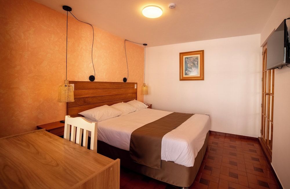 Standard Double Room, 1 Queen Bed