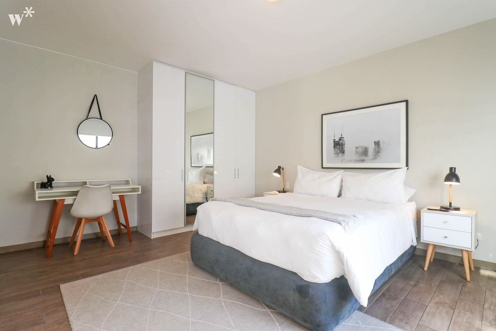 Apartment, 2 Bedrooms (305)
