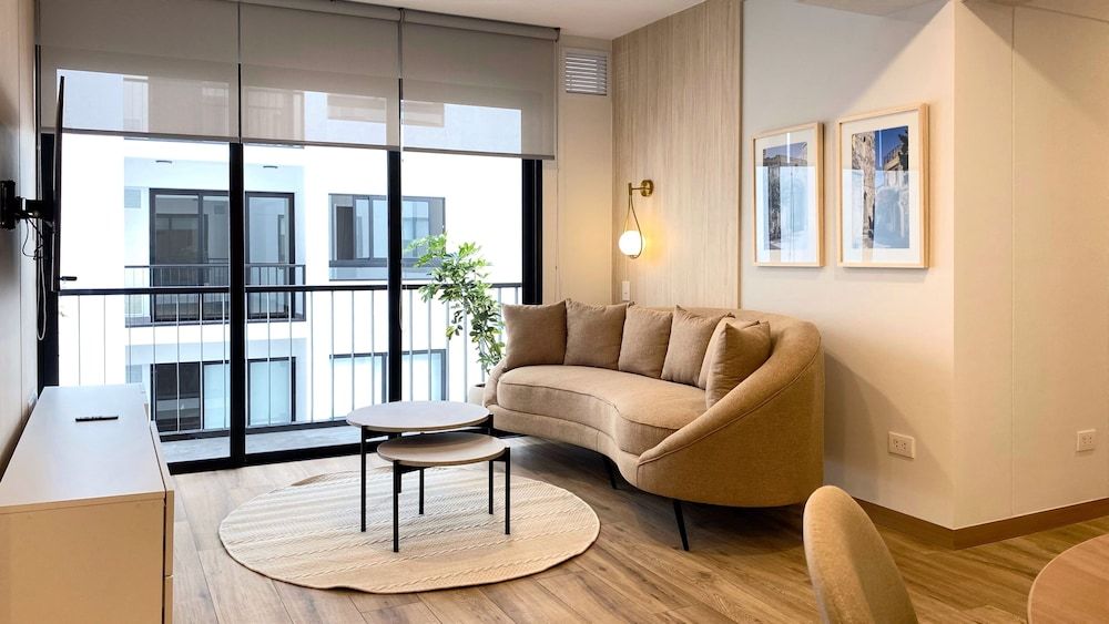 Apartment, 2 Bedrooms (709)
