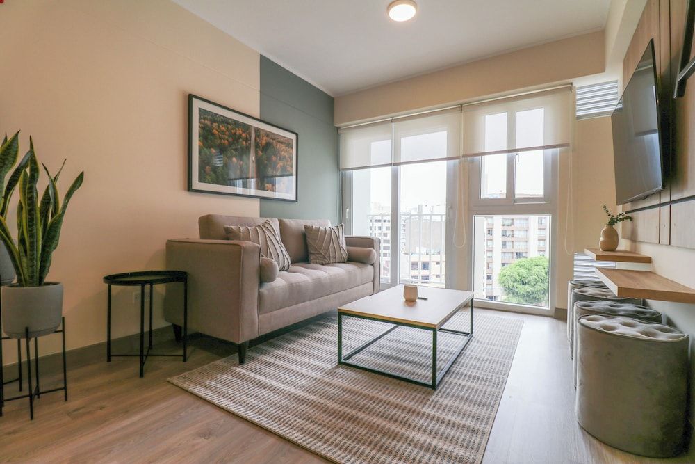 Apartment, 2 Bedrooms (708)