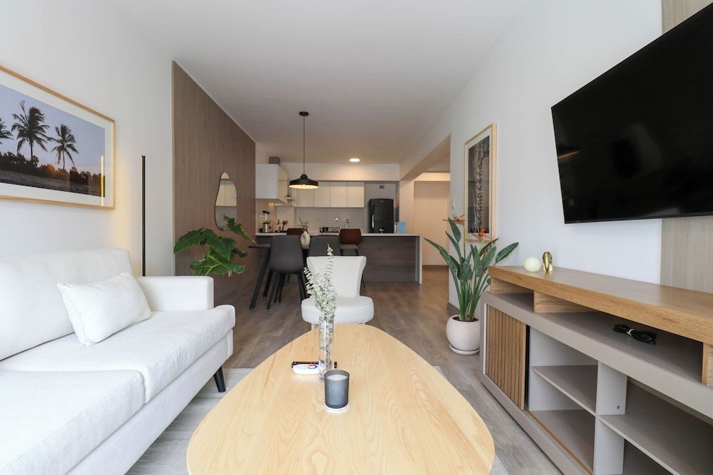 Apartment, 2 Bedrooms (801)