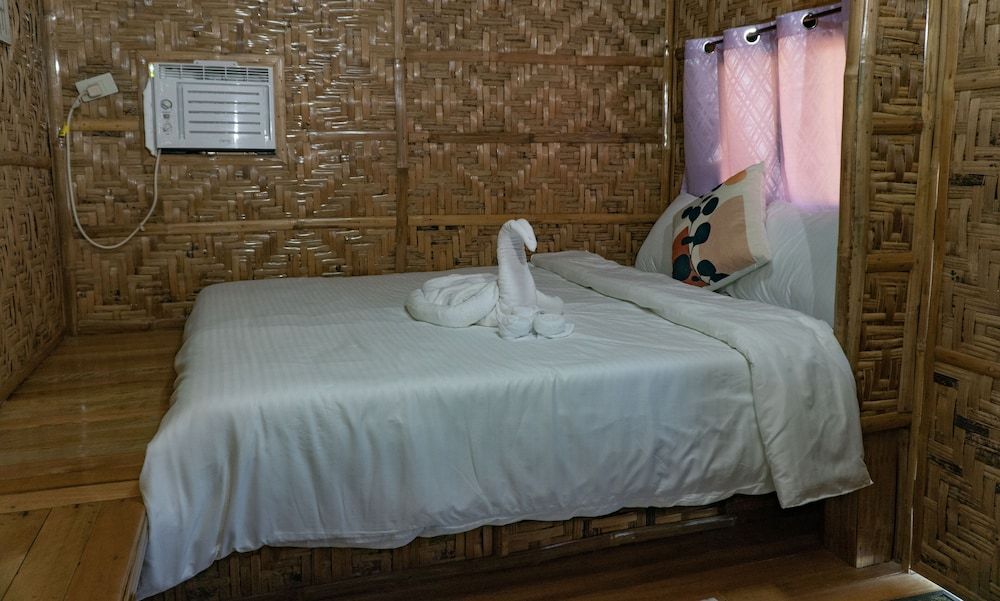 The Blessed Purple Bamboo Beach Resort Basic Room, Non Smoking, Sea View 2