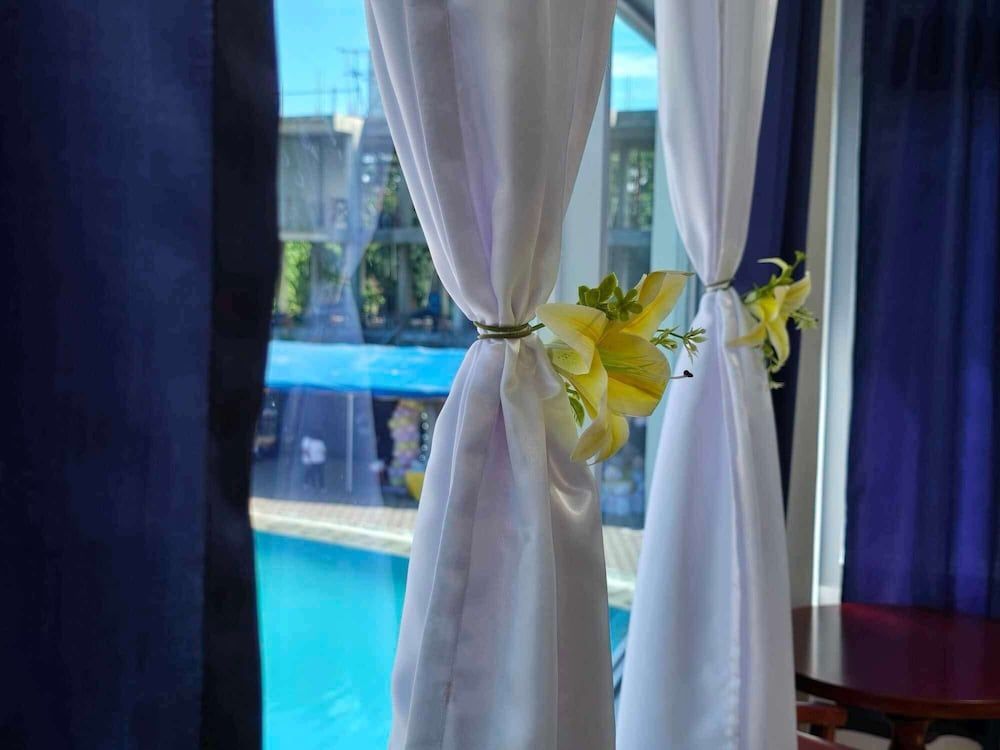 The Blessed Purple Bamboo Beach Resort Honeymoon Condo, 1 Queen Bed, Non Smoking, Pool View 4