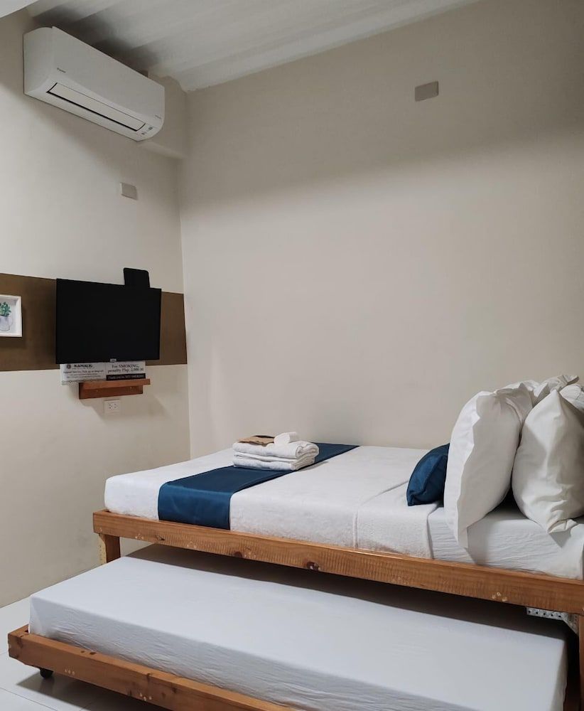 Kamalig Ng Caraga - Hotel Near SM Mall Butuan - Hostel Comfort Double Room, 1 Double Bed 3
