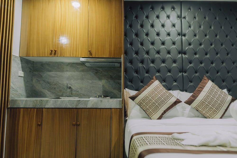 Shine Boutique Hotel Deluxe Double Room, 1 Queen Bed, Non Smoking, Private Bathroom 6