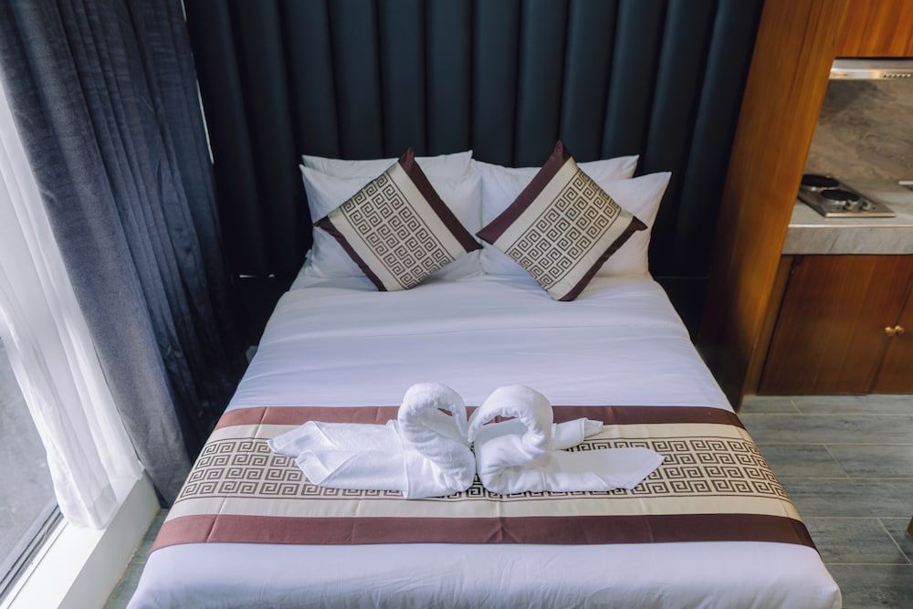 Shine Boutique Hotel Superior Double Room, 1 Queen Bed, Non Smoking, Private Bathroom 2