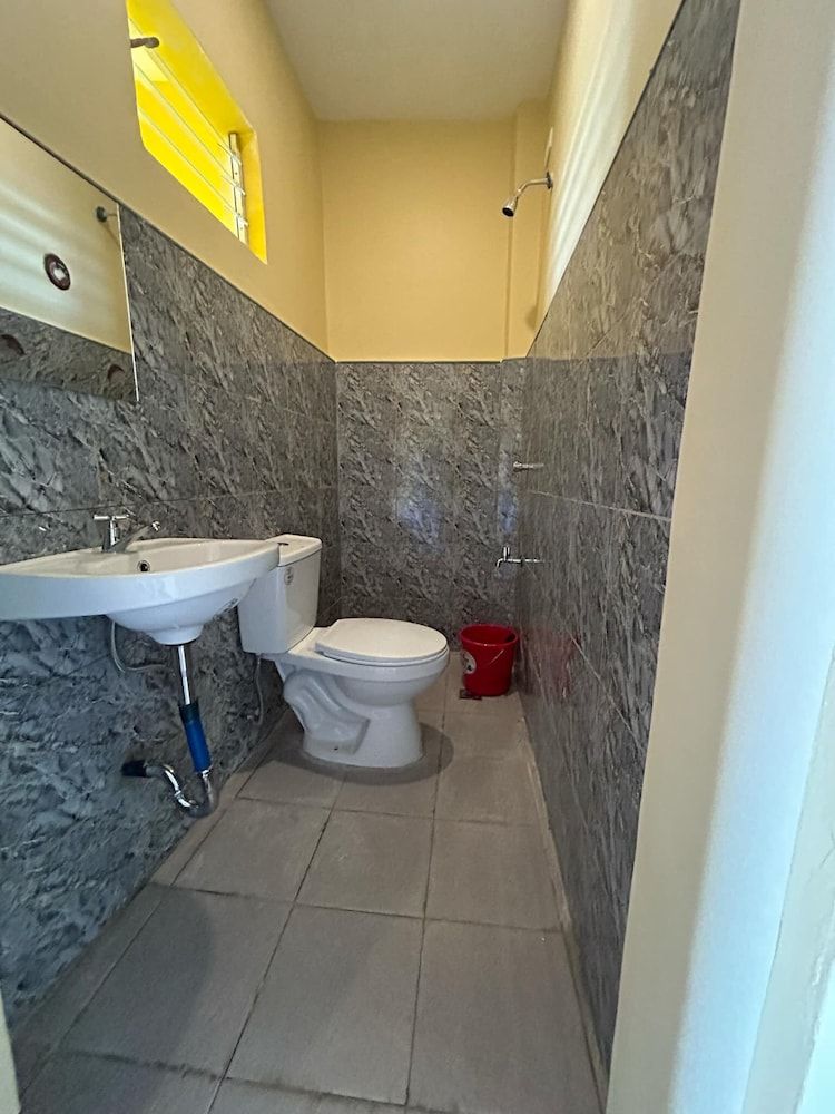 Happy Inn - Capitol Executive Double Room 4