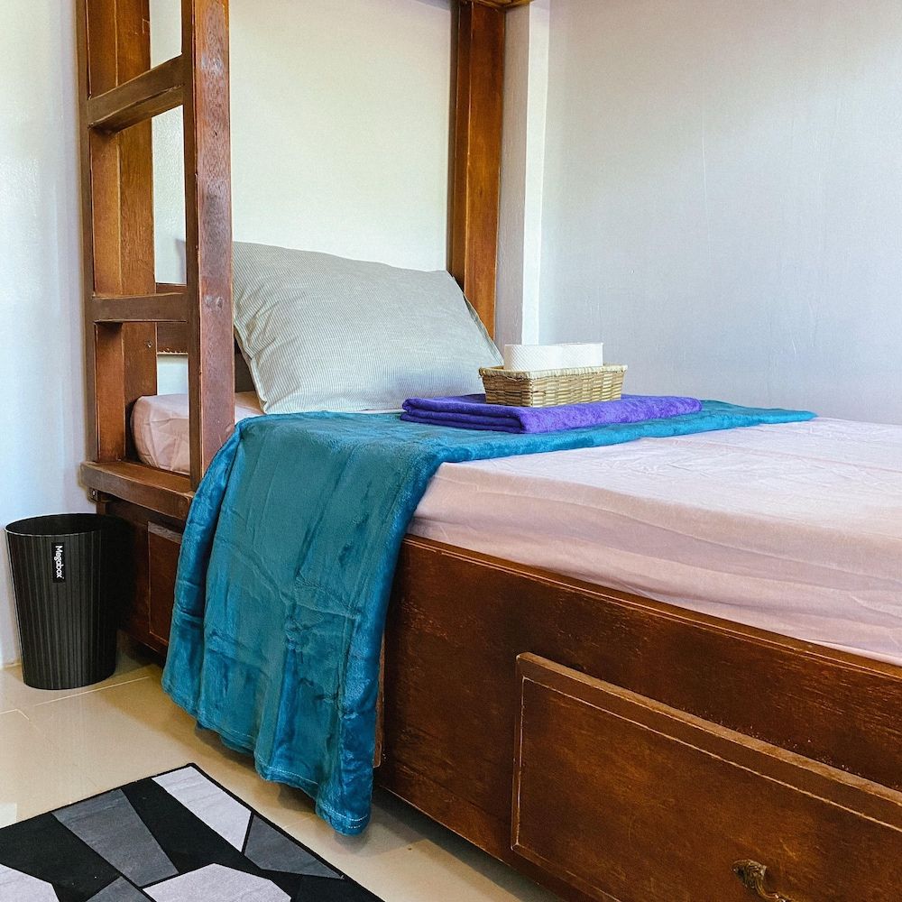 Hapitanan Siargao Comfort Shared Dormitory, Balcony, Garden View 10