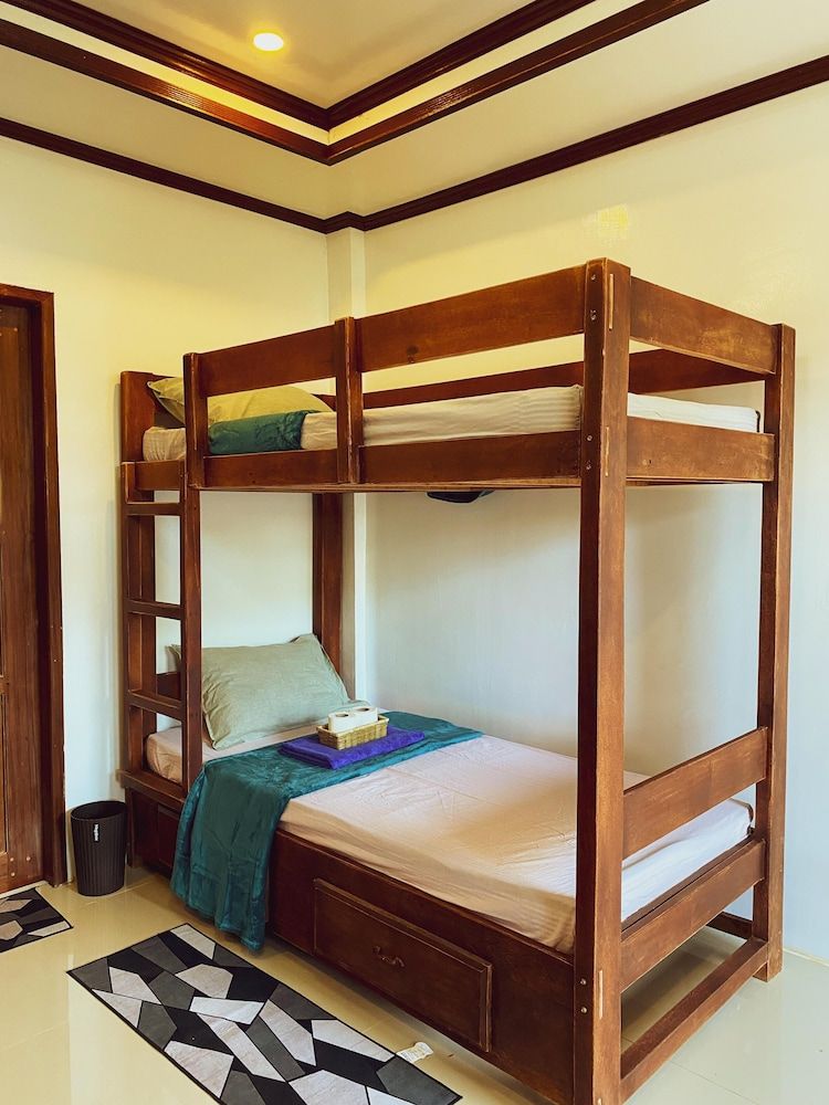 Hapitanan Siargao Comfort Shared Dormitory, Balcony, Garden View 6