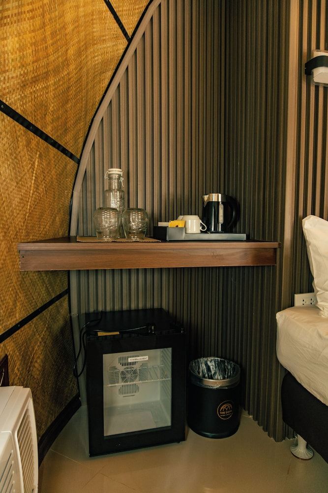 The Dome Hotel Puerto Princesa Premier Double Room, Non Smoking, Beach View 9