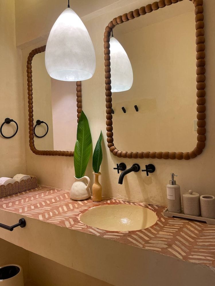 The KAZA Boutique Hotel Deluxe Studio Suite 2