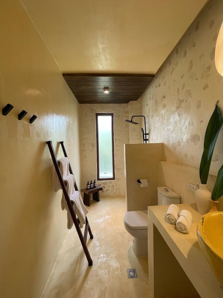 The KAZA Boutique Hotel Deluxe Studio Suite 18