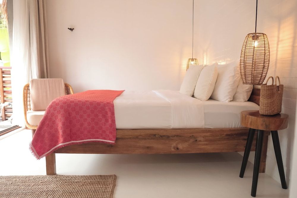 The KAZA Boutique Hotel Deluxe Studio, 1 Queen Bed, Balcony 9