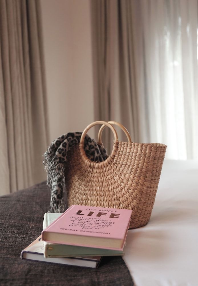 The KAZA Boutique Hotel Deluxe Studio, 1 King Bed, Balcony 7