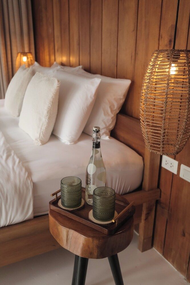 The KAZA Boutique Hotel Deluxe Studio, 1 King Bed, Balcony 15