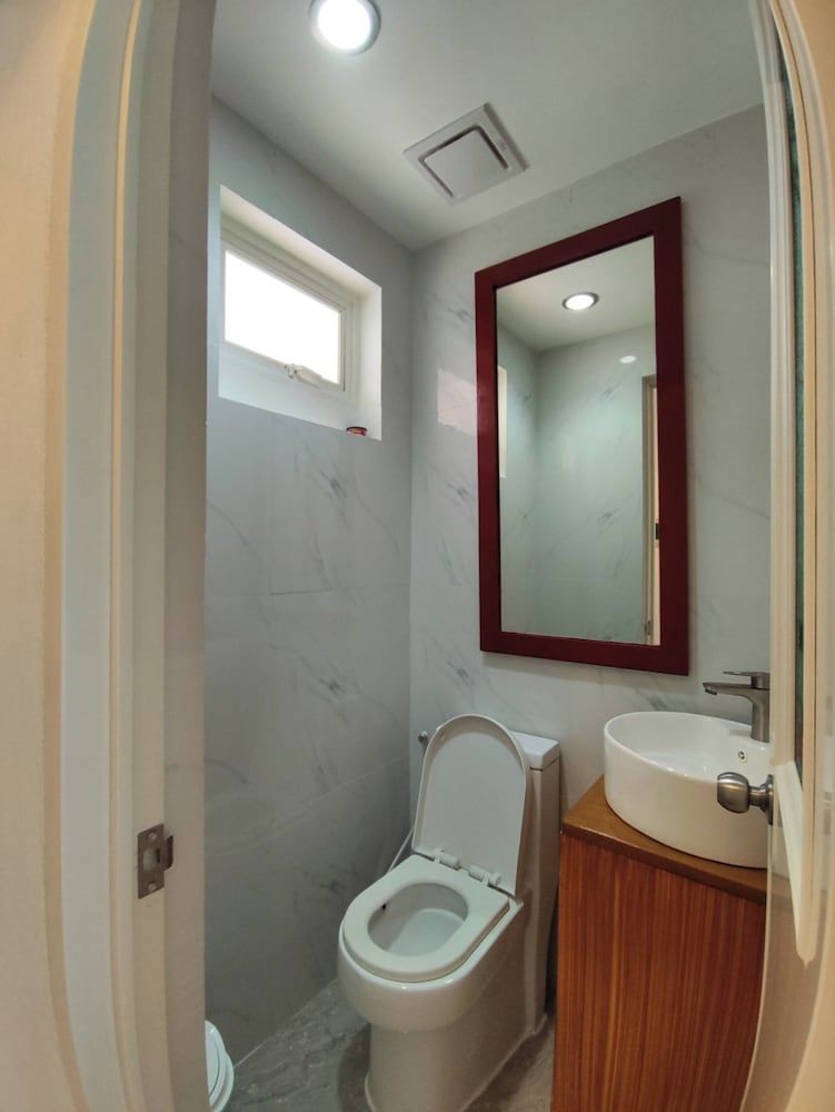 DMC Condotel Signature Studio, 2 Double Beds, Pool Access, Pool View 4