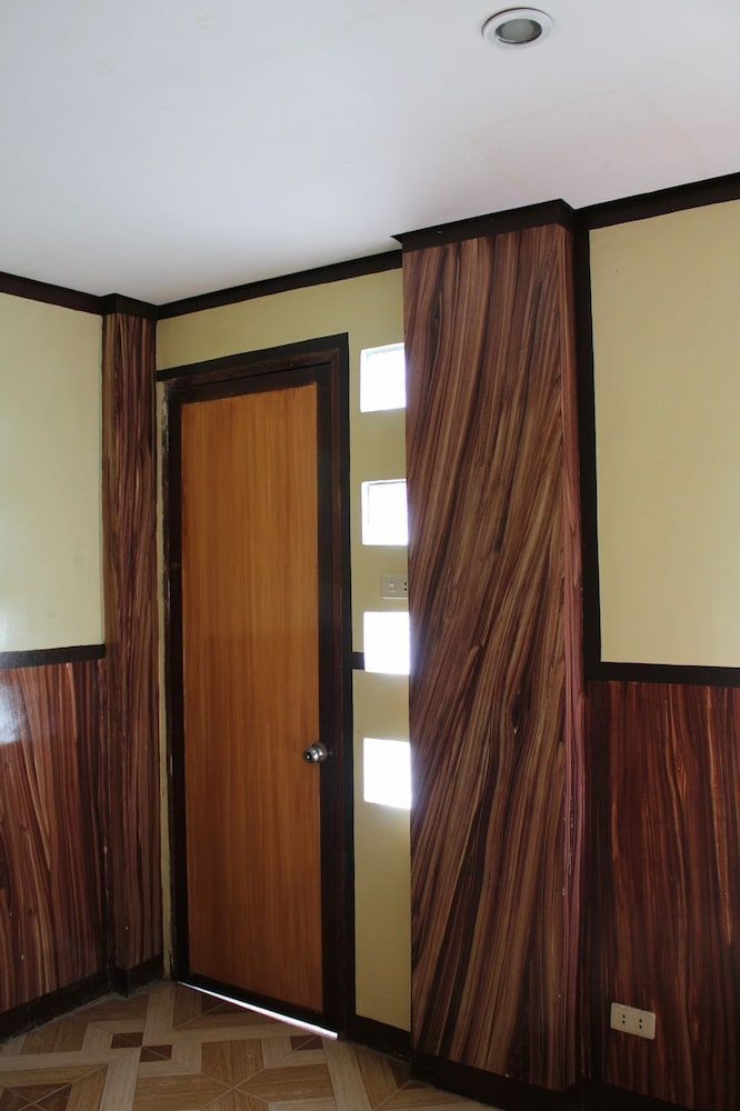Agustin El Nido Inn Basic Double Room 7