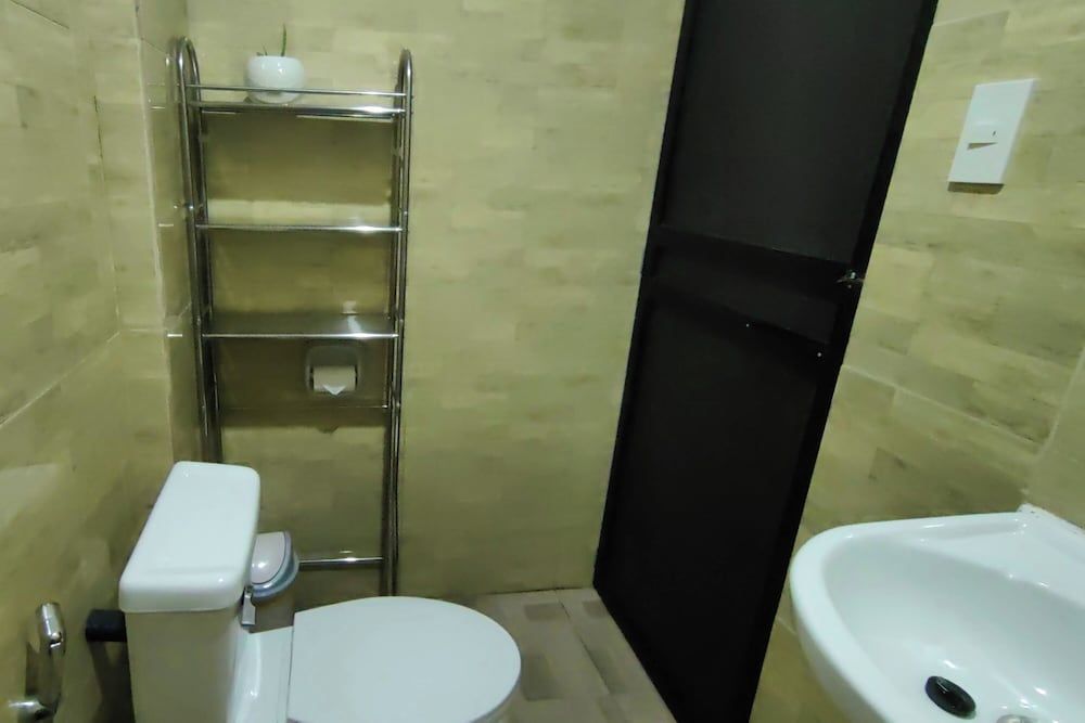 Inn Ka Kay Mame near SM City Puerto Princesa Standard Double Room 9