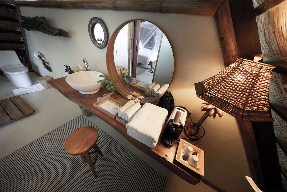 The Beach House Ocam Ocam Exclusive House, Sea View, Beachfront 59