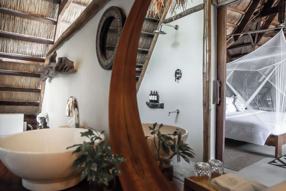 The Beach House Ocam Ocam Exclusive House, Sea View, Beachfront 61