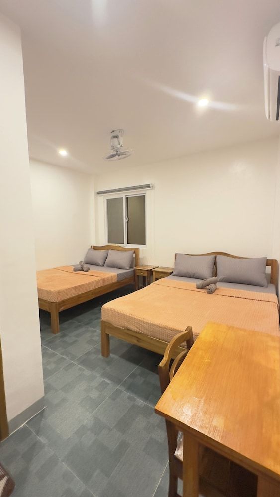 The Palawans Place-b&b Comfort Room, Non Smoking, Balcony 6