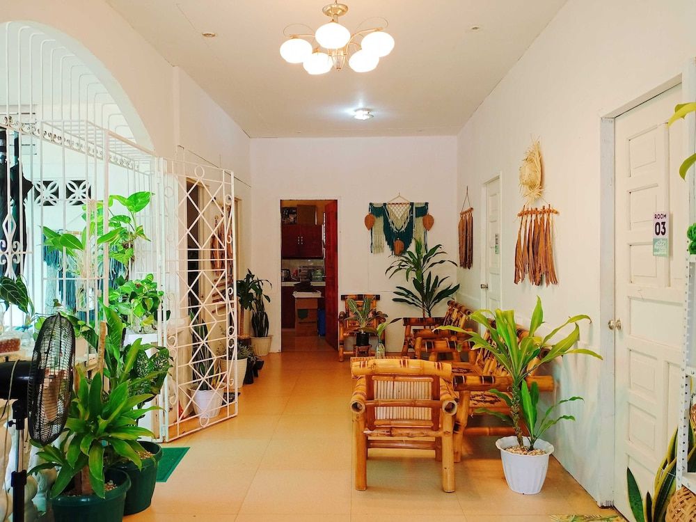 Amwani Garden Family Twin Room, Garden View 18