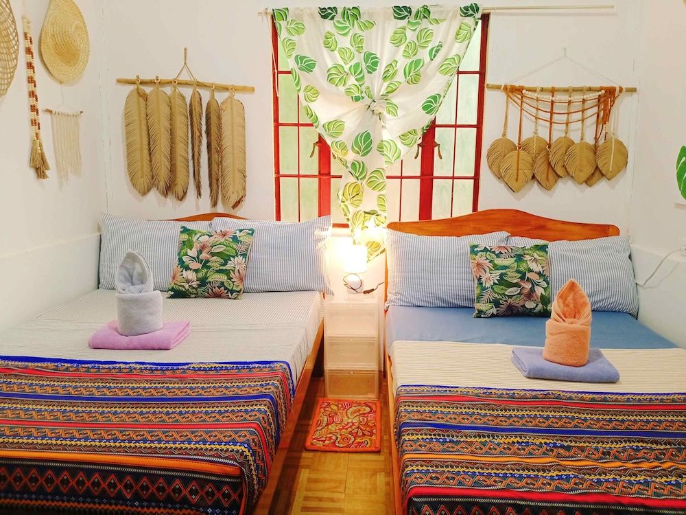 Amwani Garden Family Twin Room, Garden View 14