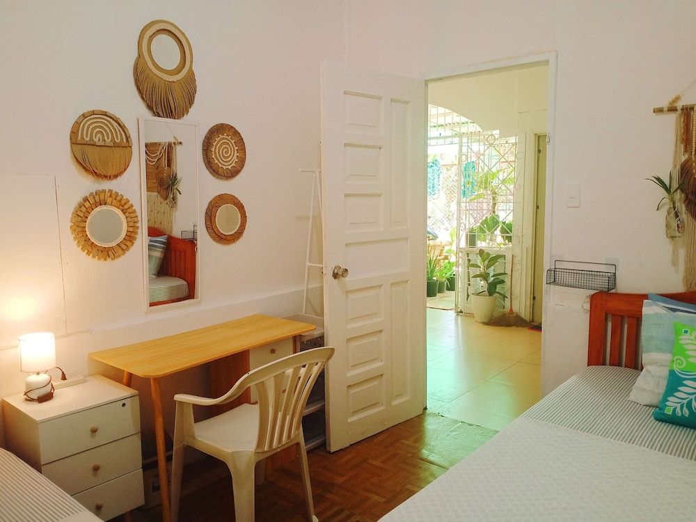 Amwani Garden Family Twin Room, Garden View 3