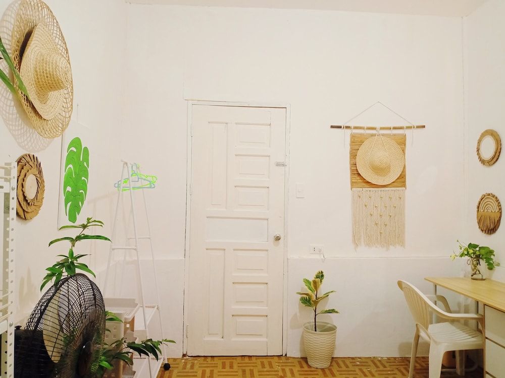 Amwani Garden Standard Double Room with Fan 12